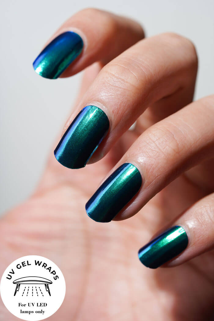 Green Pearlescent Nails NG137