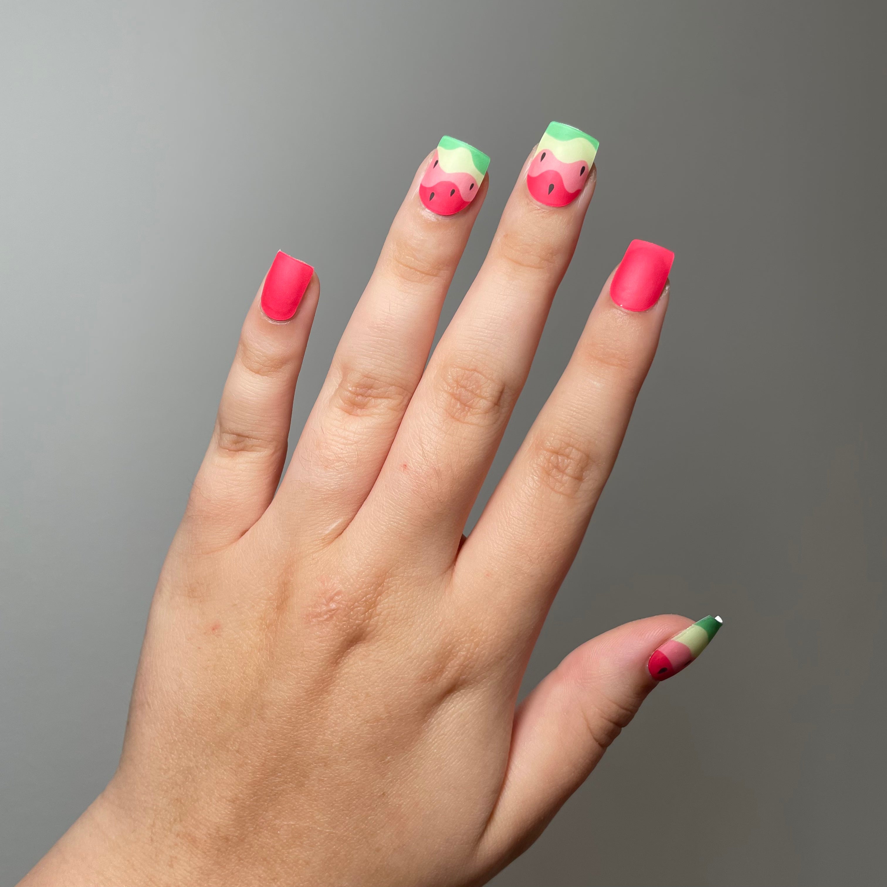 Melon Nails NG405