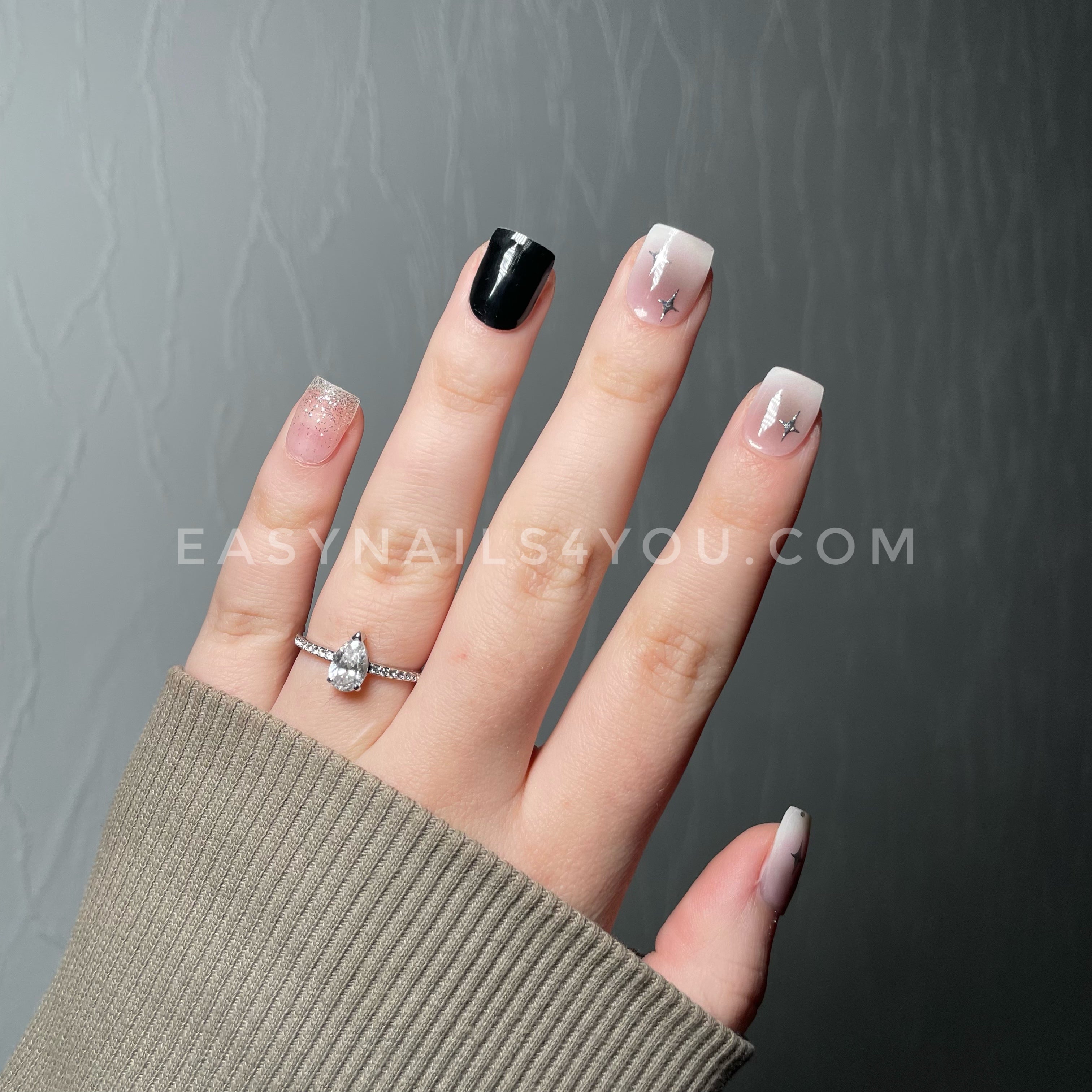 Black Silver Star Nails NG268